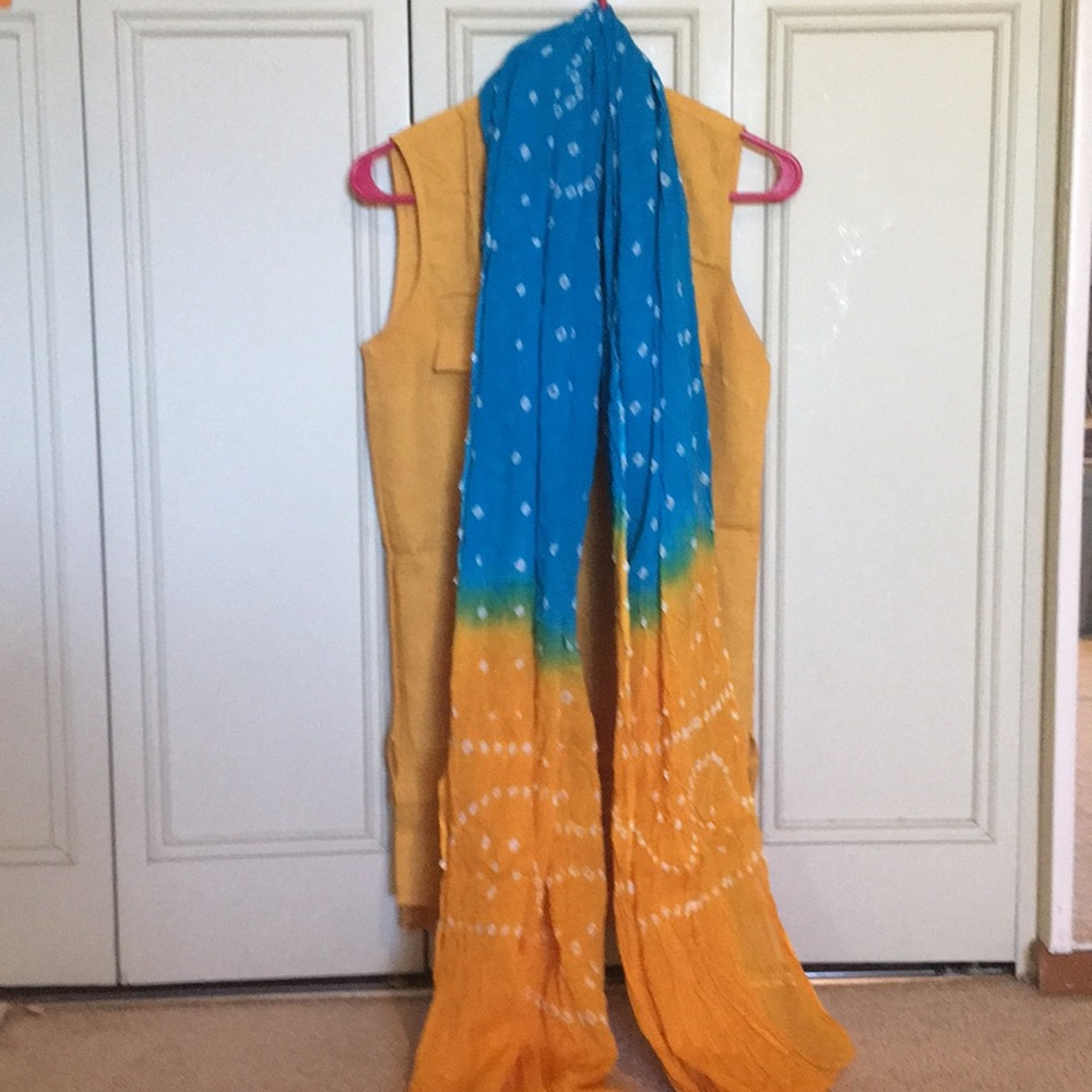 Cotton scarf - Picture 2 of 7